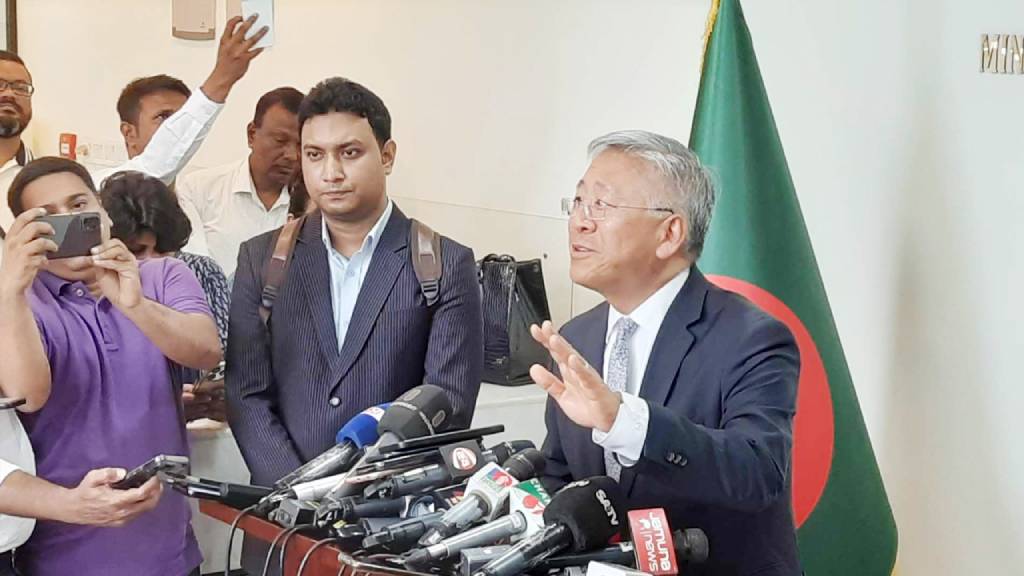 নির্বাচন ইস্যু পেছনে ফেলে সামনে তাকাতে চায় যুক্তরাষ্ট্র : লু - image