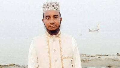 যেভাবে নিজের ঘরেই কুপিয়ে হত্যা করা করা হলো নোমানী হুজুরকে